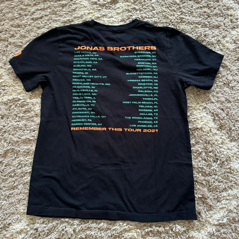 Jonas Brothers Remember This Tour 2021 T-Shirt Black Size Large Concert Tee JB - Picture 5 of 5